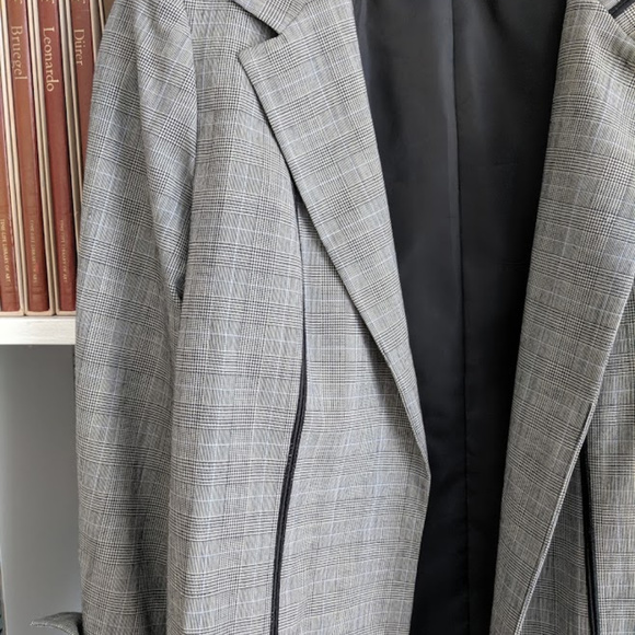 Harve Bernard wool 2 PC suit - Picture 2 of 7